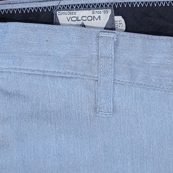 Volcom Grey Shorts 31 - Picture 4 of 4